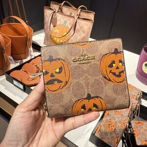 COACH CCR19 Snap Wallet In Signature Canvas Halloween pumpkin